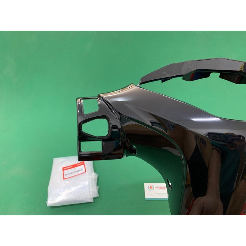 Nắp sau tay lái Future 125 Đen Bóng NHB25M