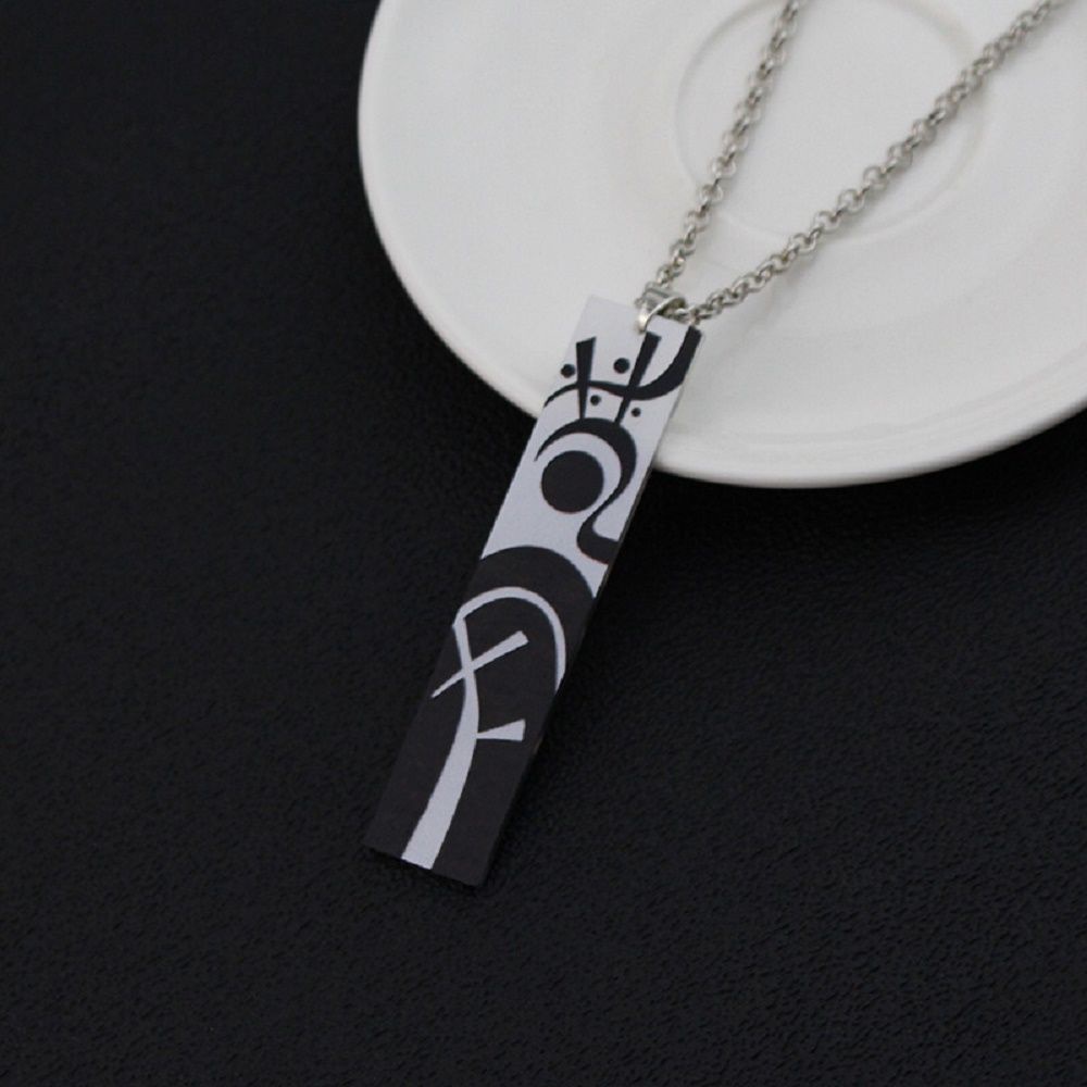 Vòng cổ mặt thiết kế phong cách hoạt hình thời trang vintage cho nam nữ