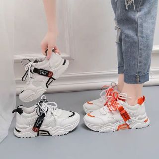 Giày thể thao nữ độn đế U-B mới