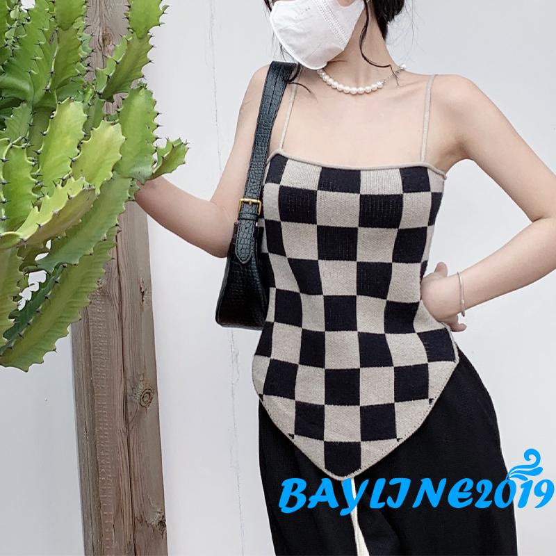 Set áo thun dài tay và áo hai dây họa tiết ca rô màu sắc trẻ trung dành cho nữ