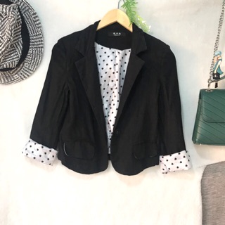 Áo Blazer đũi lửng cực trẻ trung