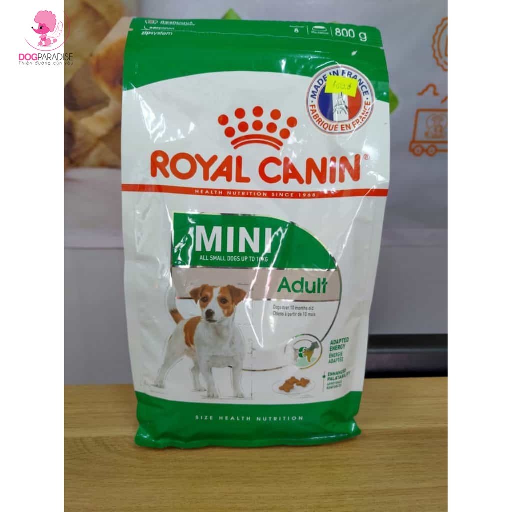 Thức ăn hạt dành cho chó kích cỡ nhỏ tuổi trưởng thành Royal Canin Mini Adult 800g
