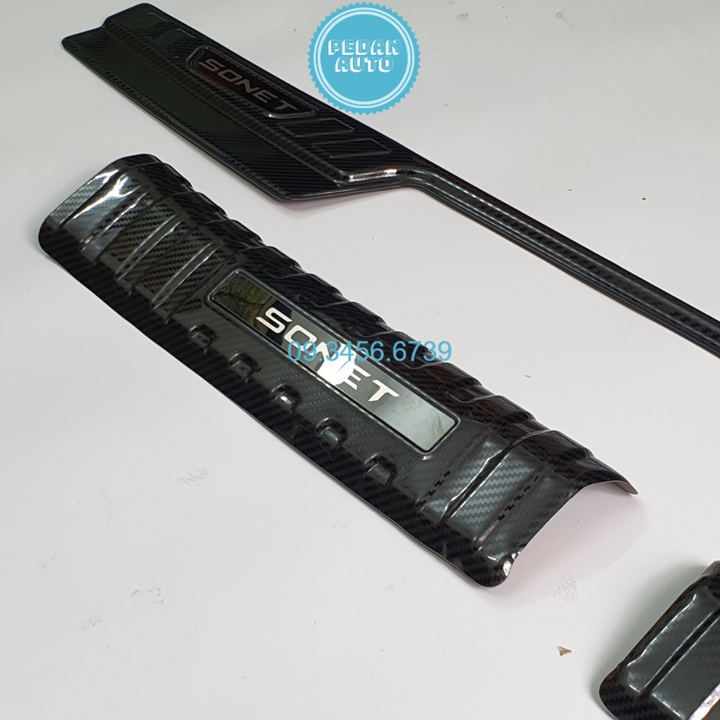 Chống Trầy Cốp Xe Kia Sonet 2022 2023 Mẫu CARBON Cao Cấp , chống xước bậc cốp xe