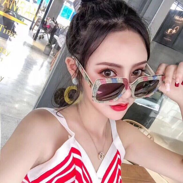 Kính mát nữ form vuông bảng to siêu chất