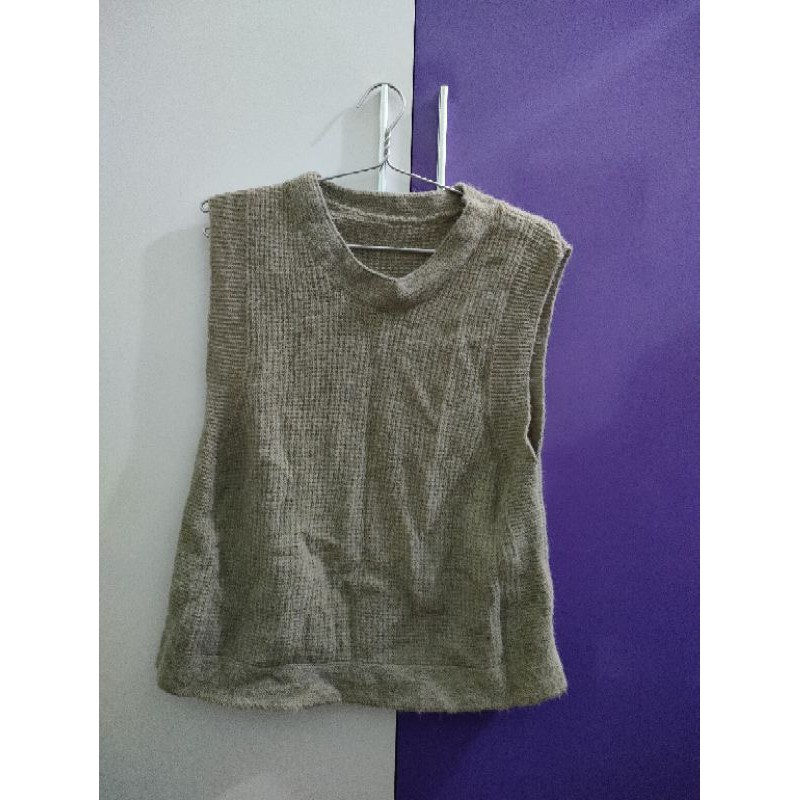 Áo len mặc cùng váy