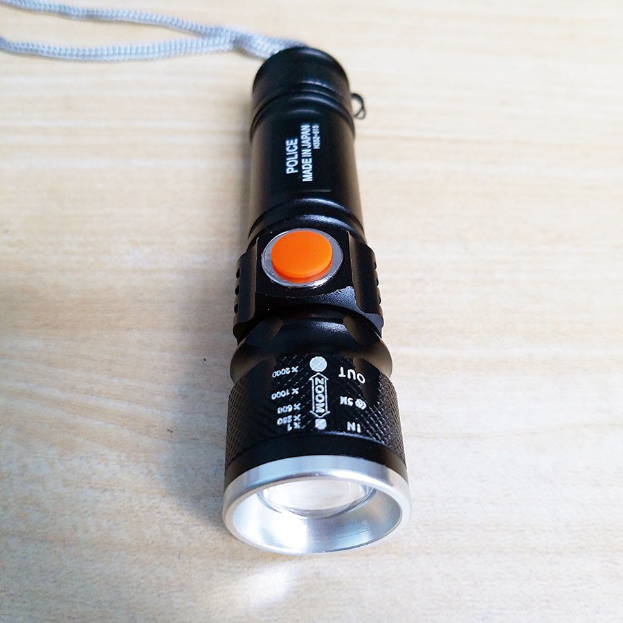 Đèn pin siêu sáng chống nước Nhật Bản, sạc USB nhỏ gọn