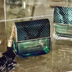 <𝗡𝗲𝘄> Mẫu thử nước hoa marc jacobs decadence 10ml dạng xịt. 𝗔𝘂𝗿𝗼𝗿𝗮'𝘀 𝗣𝗲𝗿𝗳𝘂𝗺𝗲 𝗦𝘁𝗼𝗿𝗲 ®️