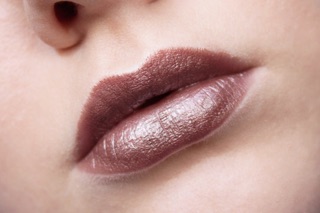 Son môi thỏi màu Wet N wild 3.3g