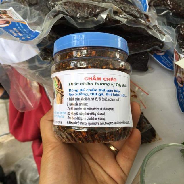 Chẳm chéo thần thánh