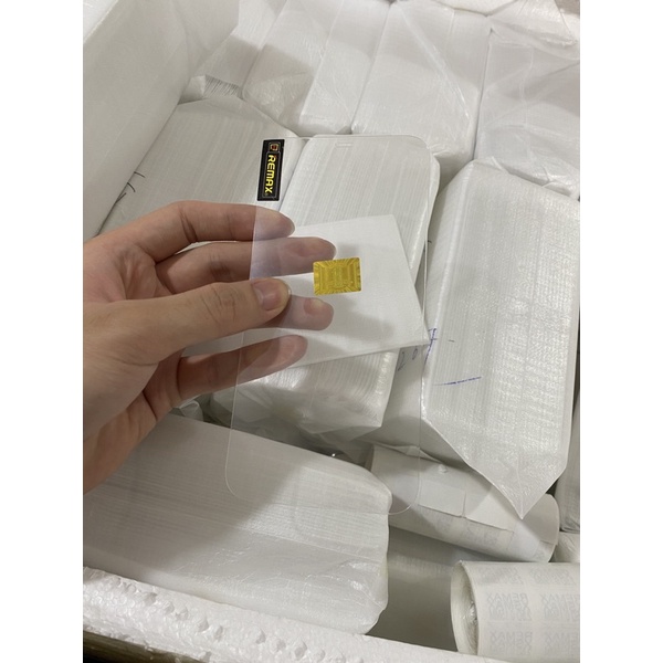 KÍNH CƯỜNG LỰC REMAX XỊN 0.1MM DÀNH CHO iPhone 6/7/8/X/XS/XR/XSMAX
