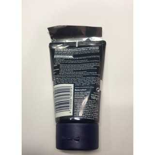 Sữa rửa mặt sáng da tạo bọt siêu mịn NIVEA Men Extra White
