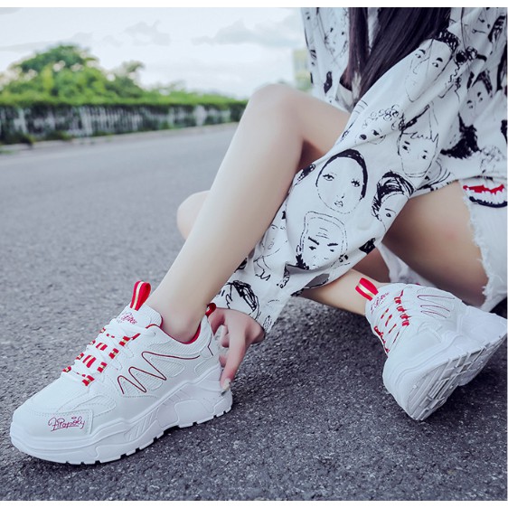 Giày Sneaker Nữ Độn Đế Đẹp Vạch Sóng HAPU (Trắng Vạch Đen, Trắng Vạch Đỏ)