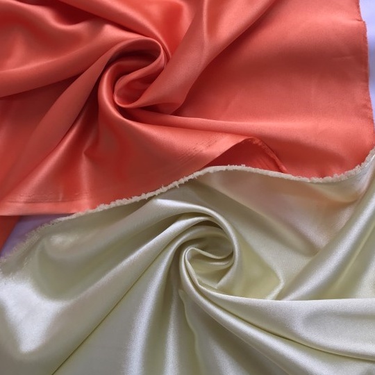 Vải Satin Cam Và Vàng Nhạt Khổ 1m5 - Chất Mềm, Rũ Nhẹ, Có Độ Bồng, Co Giãn Nhẹ - May Đầm, Áo Kiểu