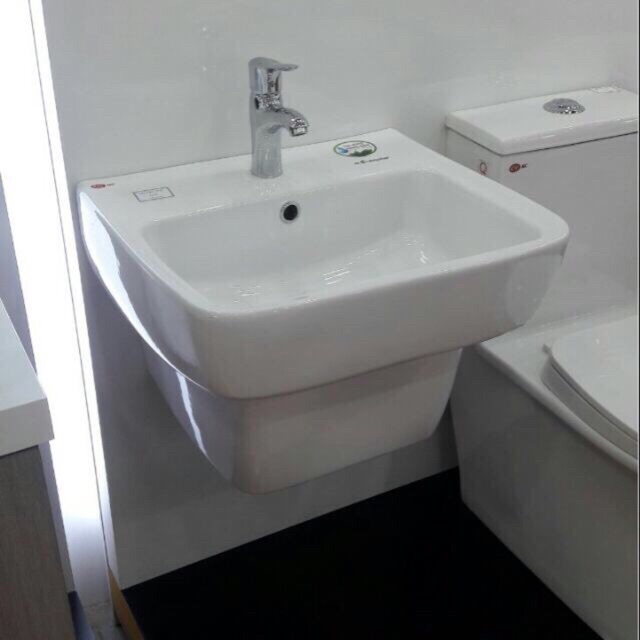 Lavabo nguyên khối cao cấp