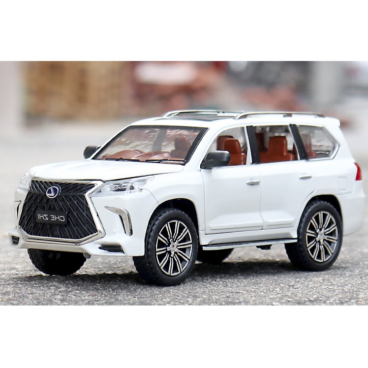 Xe Mô Hình Lexus LX570 Tỉ Lệ 1:24 Hãng CheZhi