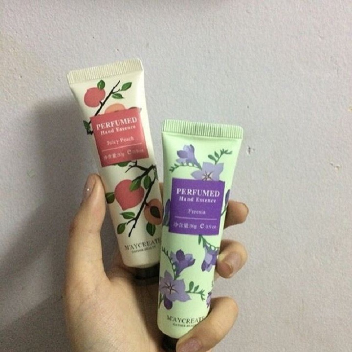 Kem dưỡng da tay Maycreate, dưỡng ẩm - Perfume Hand Essence, mềm mại và thơm (giao mùi ngẫu nhiên) - Lamy Beauty Store | BigBuy360 - bigbuy360.vn