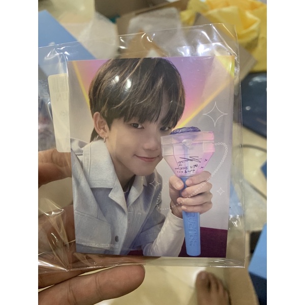 TẶNG 1 card pre] Gậy cổ vũ Lightstick TREASURE hàng official hàng chính hãng
