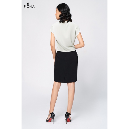 Áo sơ mi cổ đính hoa, tay chờm, xoắn trước eo FIONA F550250