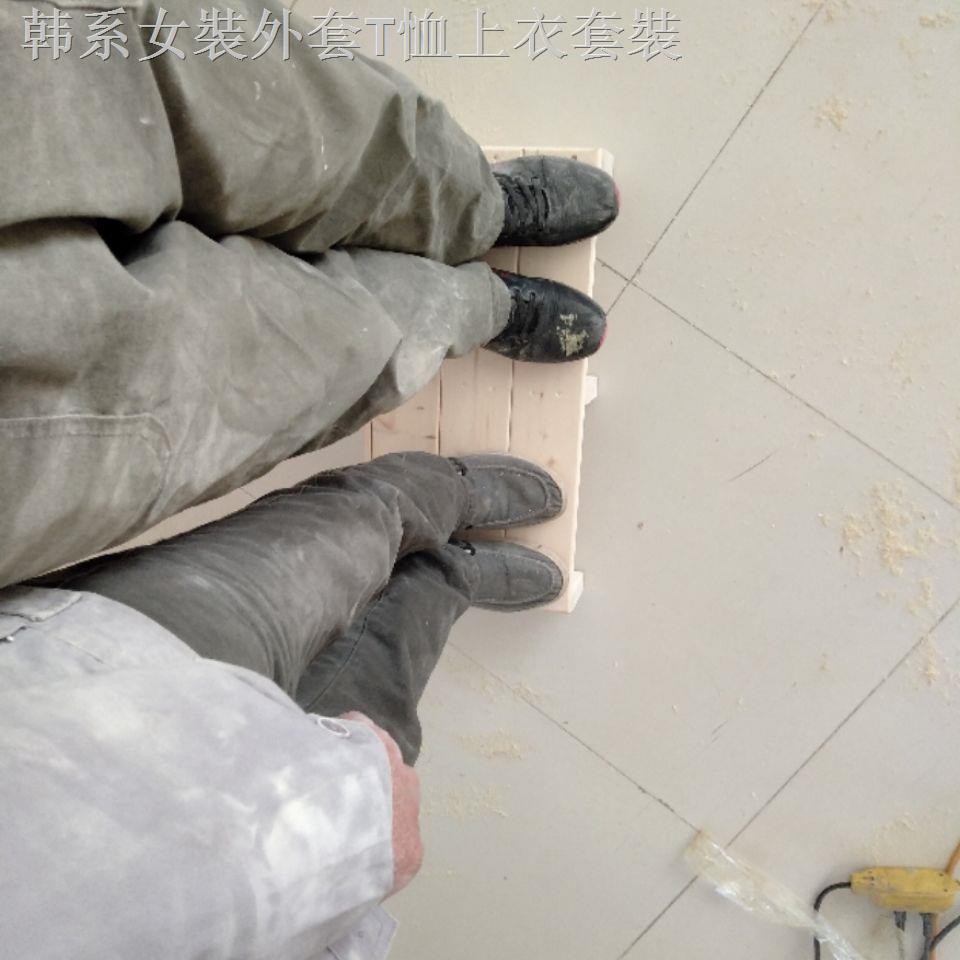 Bàn Đạp Chân Bằng Gỗ Trơn Chuyên Dùng Cho Nhà Tắm | BigBuy360 - bigbuy360.vn