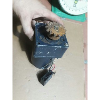 Motor giảm tốc 220v - 25w Vòng quay chậm.