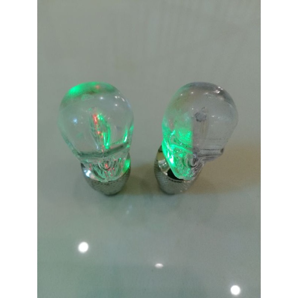 Cặp đèn Led ĐẦU LÂU nhiều màu gắn van bánh xe