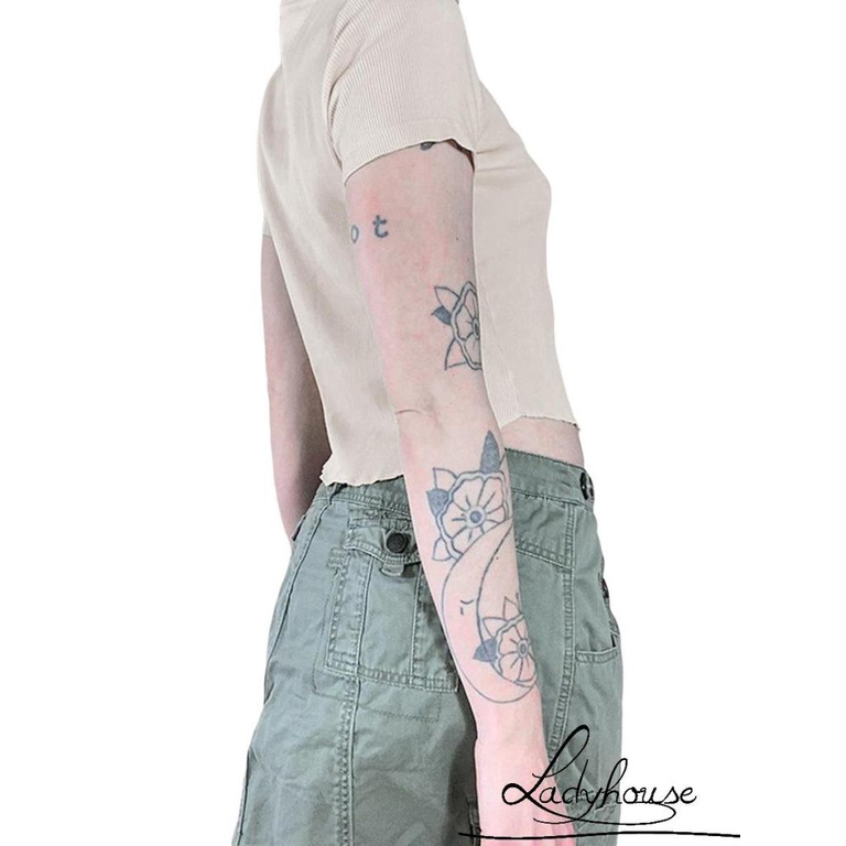 Áo Thun Tay Ngắn Cổ Tròn In Hình Ngôi Sao Thời Trang Mùa Hè Cho Nữ