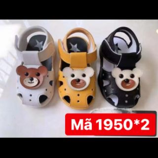 Giày bé tập đi size 16 đến 21 có kèn