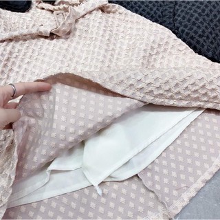 Váy xốp cổ sen kèm đai thắt eo