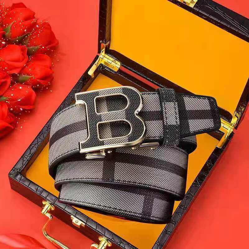 Thắt Lưng Da Burberry2022 Có Khóa Tự Động Dễ Phối Đồ Dành Cho Nam