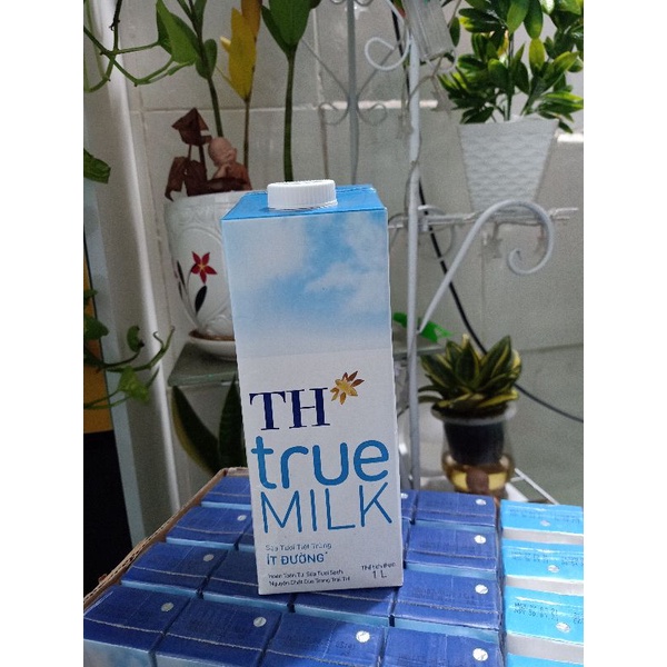 6 hộp Sữa tươi tiệt trùng TH true milk 1000ml ( Có đường / Ít đường / Nguyên chất )