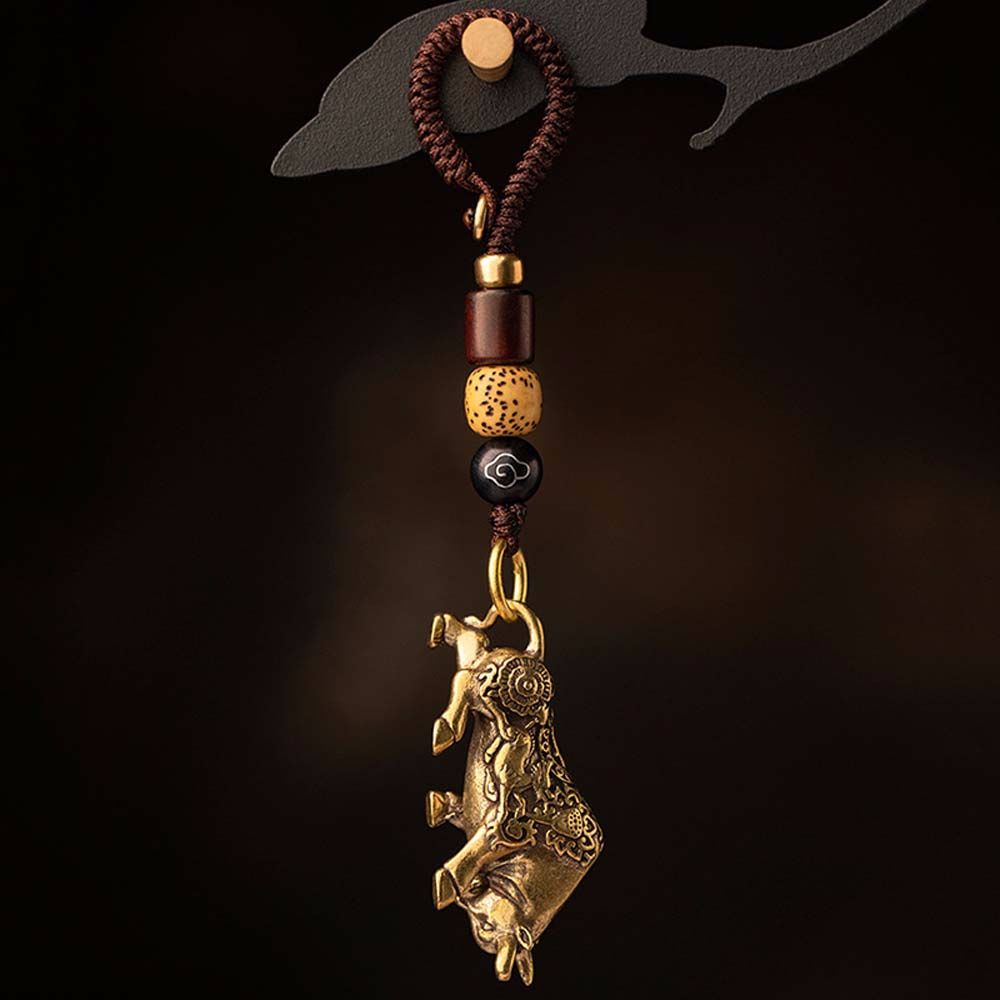 Móc khoá kim ngưu bằng đồng thau phong cách cổ điển thời trang