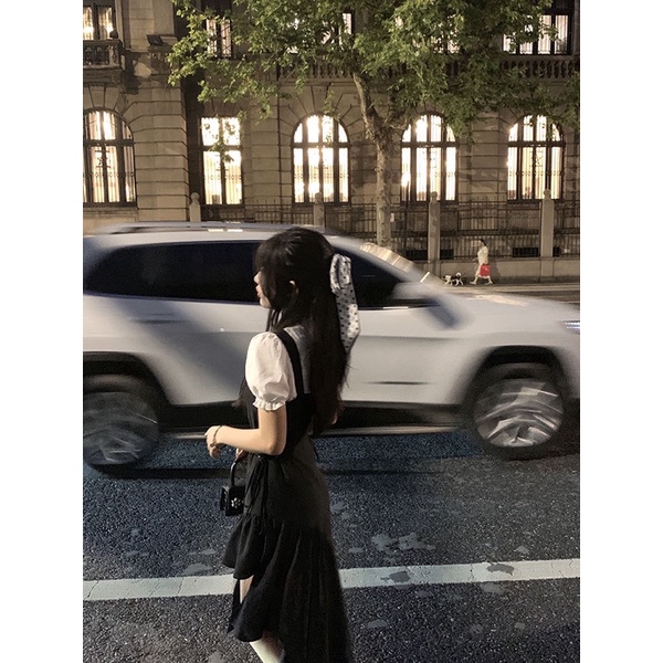 Váy Hai Dây Yếm Liền Áo Cách Điệu Tà Váy Siêu Cá Tính
