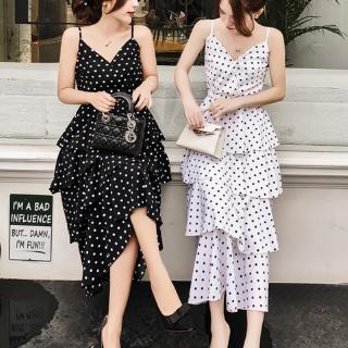 Đầm chiffon hoạ tiết chấm bi thiết kế cổ chữ V quyến rũ