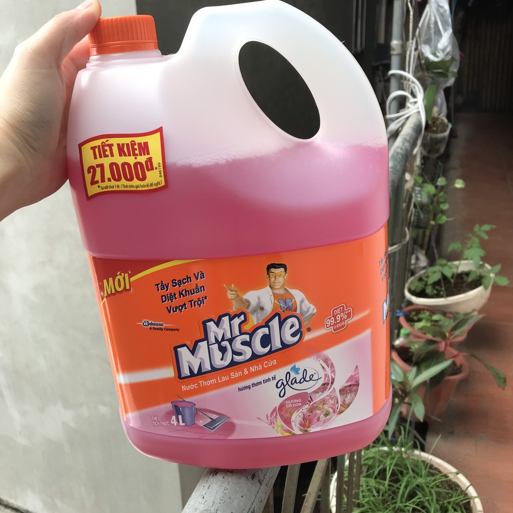 Nước Lau Sàn Nhà Diệt Vi Khuẩn Mr Muscle Glade Hương Tươi Mát, Cỏ Hoa Can 4Lít (S.C.JOHNSON&SON)