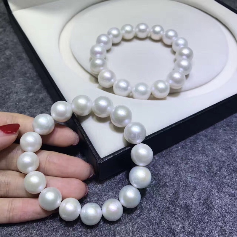 Vòng tay hạt to 12 ly màu trắng