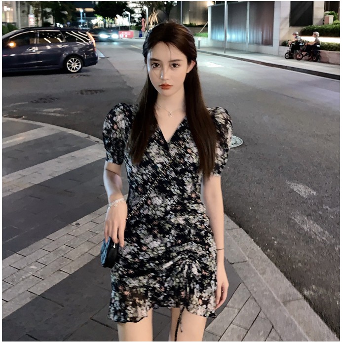 ĐẦM DÁNG ÔM CỔ V PHỐI DÂY RÚT LỆCH BÊN HÀNG NHẬP QUẢNG CHÂU | BigBuy360 - bigbuy360.vn