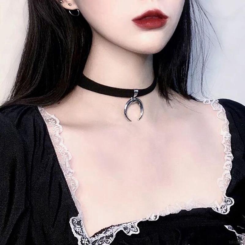 Vòng cổ choker ruy băng nhung mặt hình mặt trăng phong cách cổ điển quyến rũ dành cho nữ