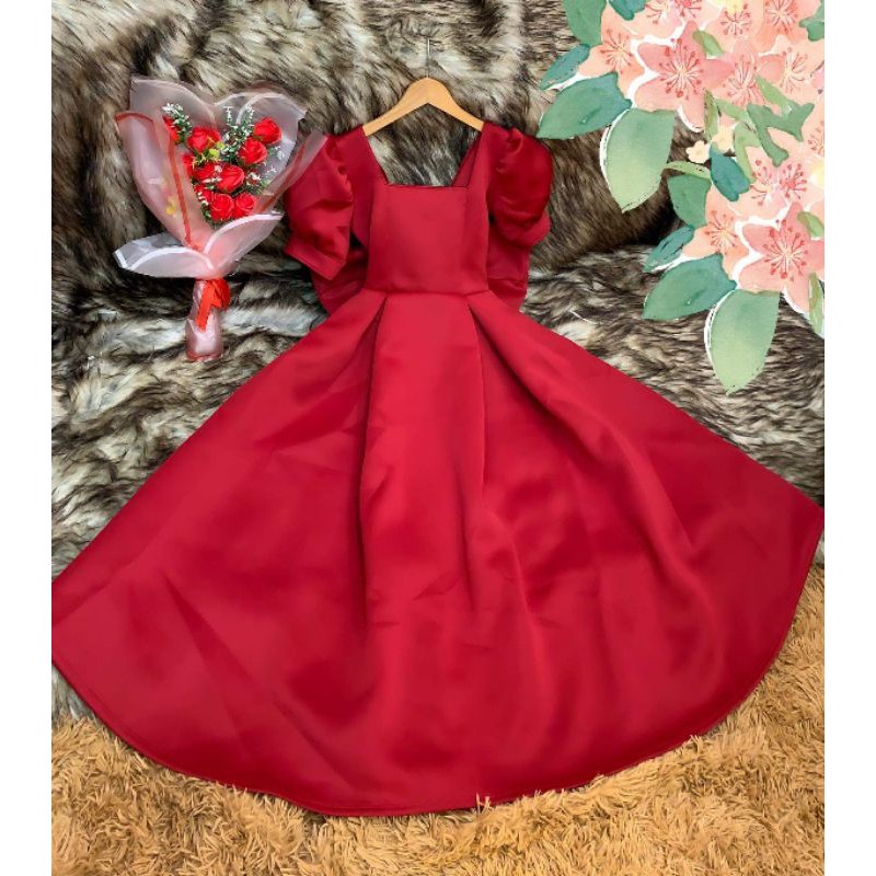 Đầm xòe công chúa tay phồng nơ to sau lưng anh thât