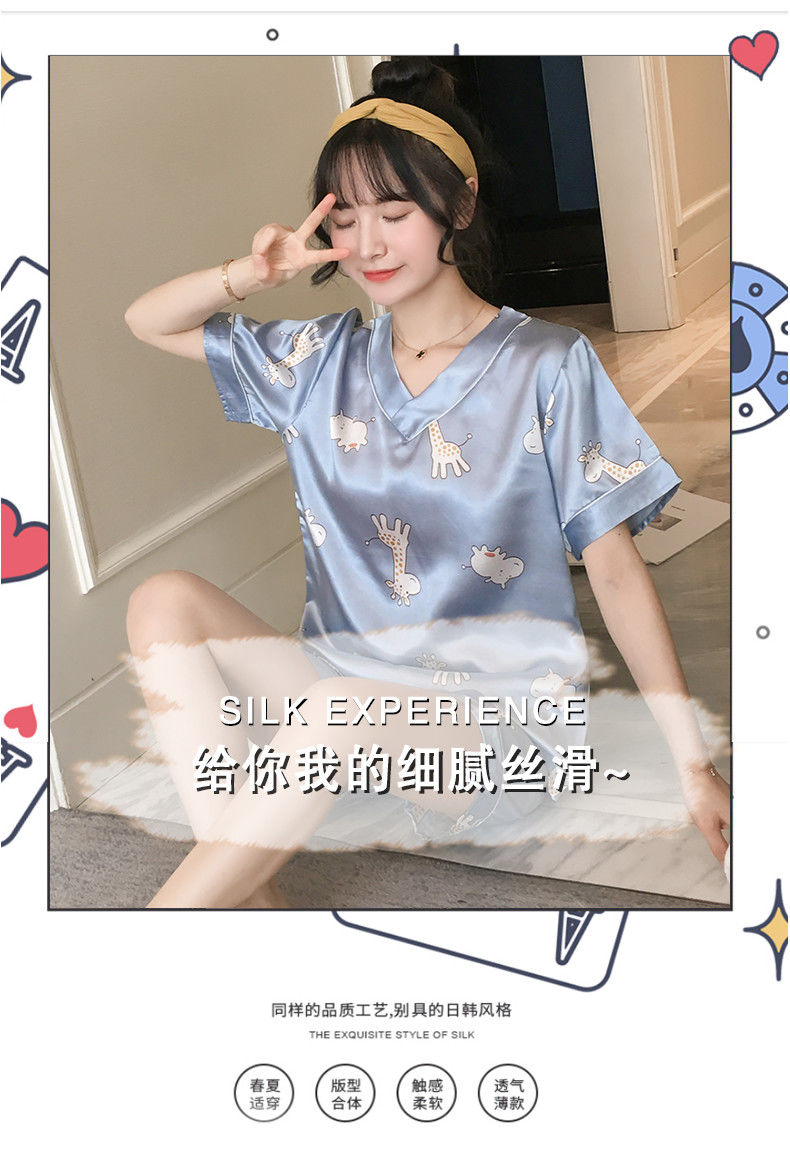 Bộ đồ ngủ tay ngắn bằng lụa in hình hoạt hình đáng yêu cho nữ | BigBuy360 - bigbuy360.vn