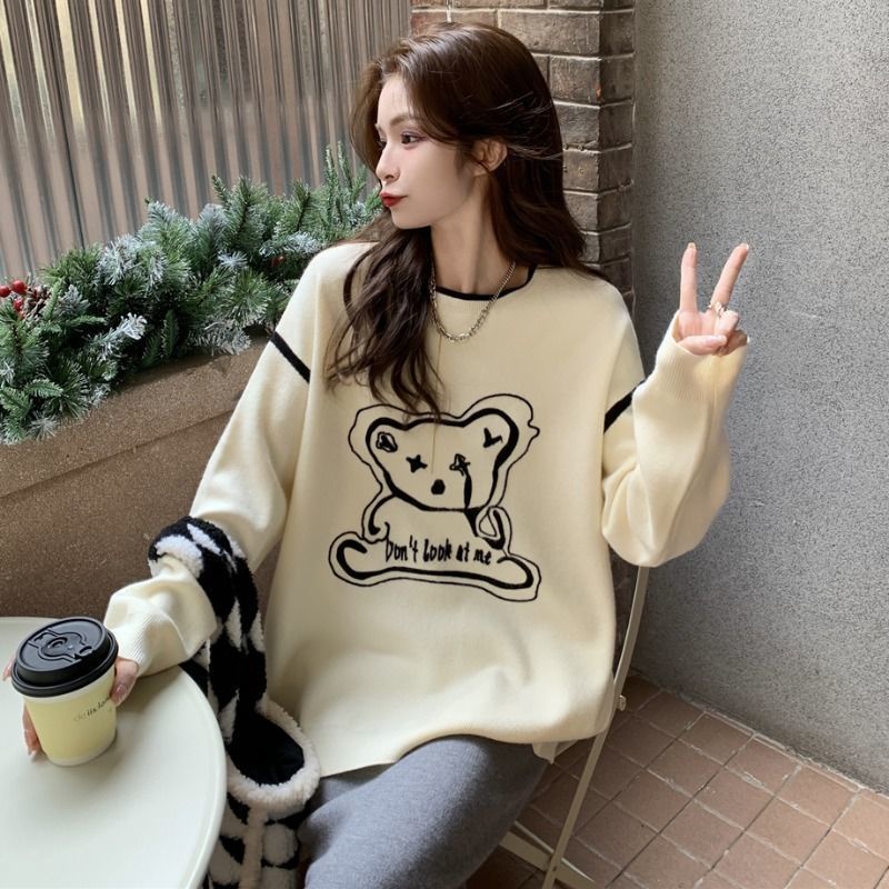 Áo Nỉ Tay Dài Cổ Tròn Form Rộng Họa Tiết Gấu Dễ Thương Phong Cách Hàn Quốc