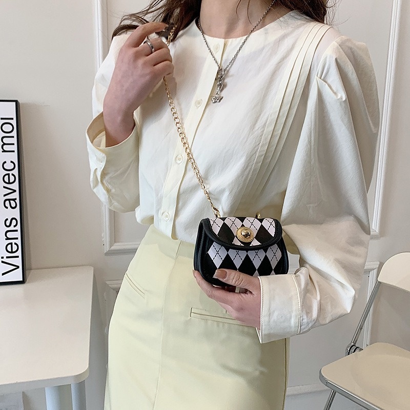 Túi Đeo Chéo Vai Kiểu Vuông Nhỏ Thời Trang Mới 2022 NB00370