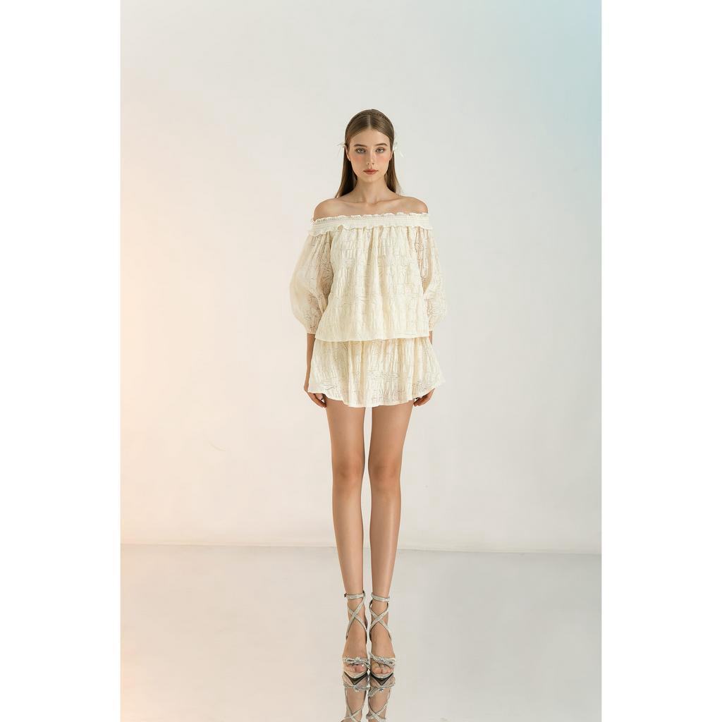 Áo Trễ Vai Nền Hoa - EDINI - A1555