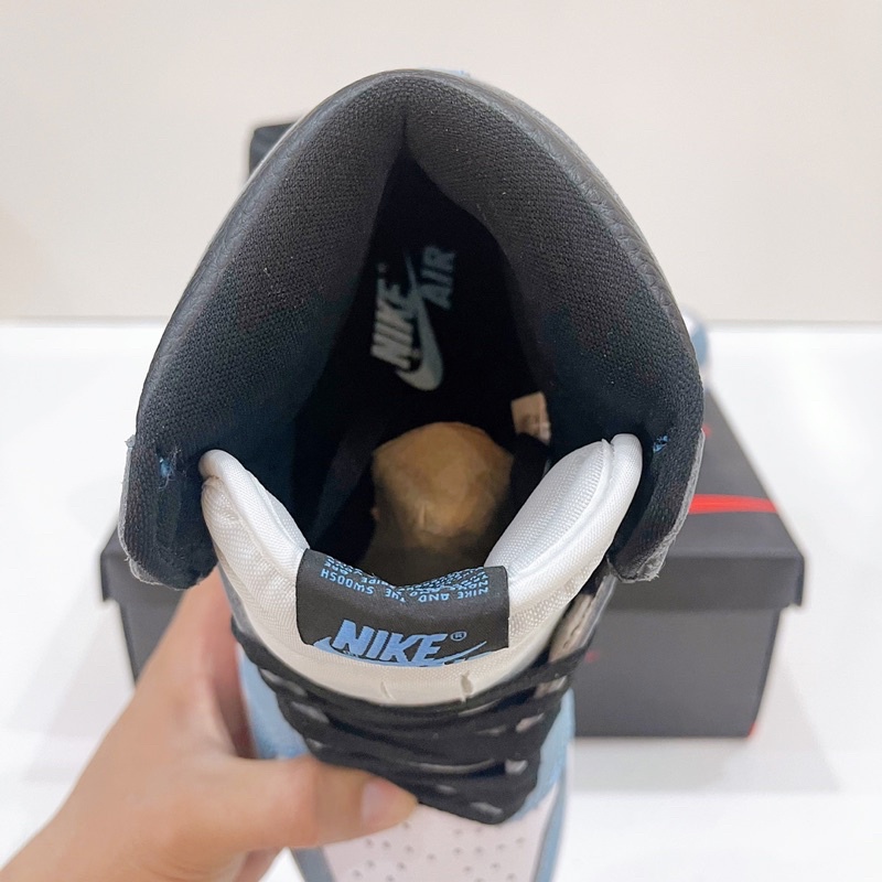 Giày sneaker Jordan High University Da phấn - BẢN ĐẸP FULLBOX KÈM 1 DÂY PHỤ