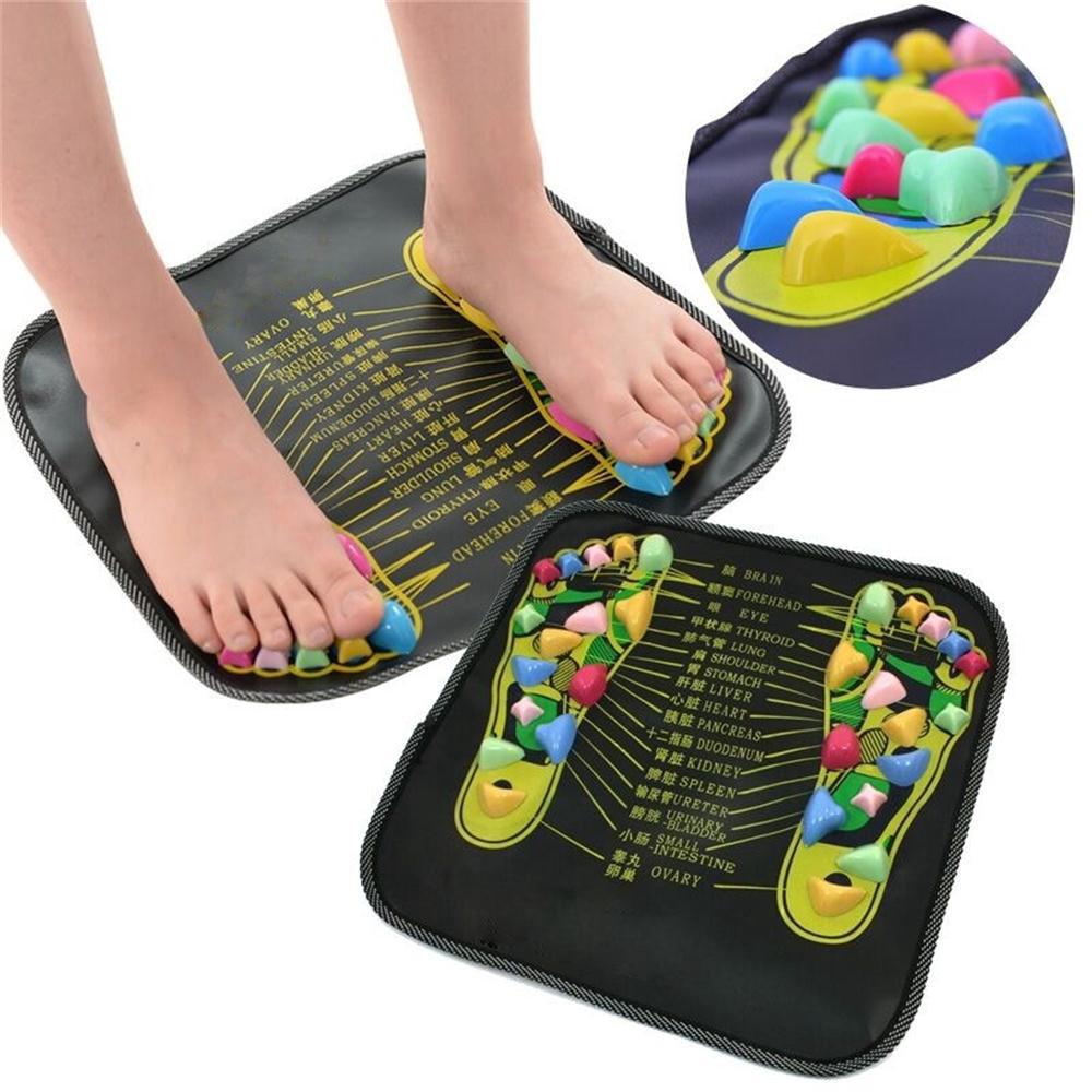 Thảm đá bấm huyệt mát xa chân giảm đau tiện dụng