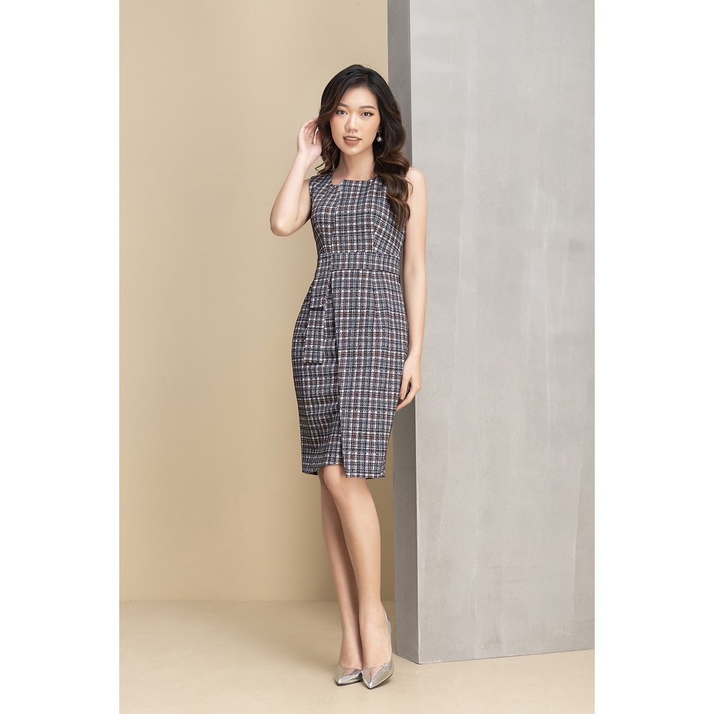 Váy Dạ Kẻ Hàn Cổ Tròn Cách Điệu Luperi LFV3250