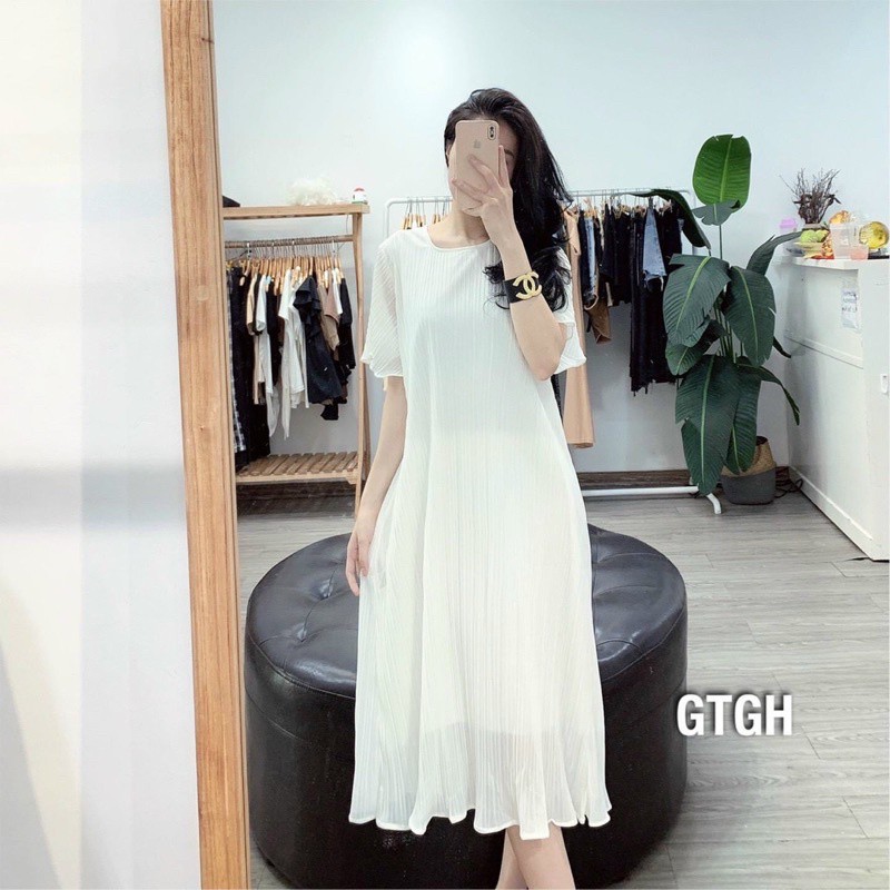 Đầm dáng suông dập ly tay ngắn siêu xinh cực hot hình thật | BigBuy360 - bigbuy360.vn