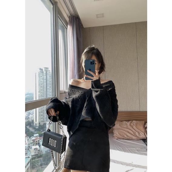 Áo len - Quần jeans nâu