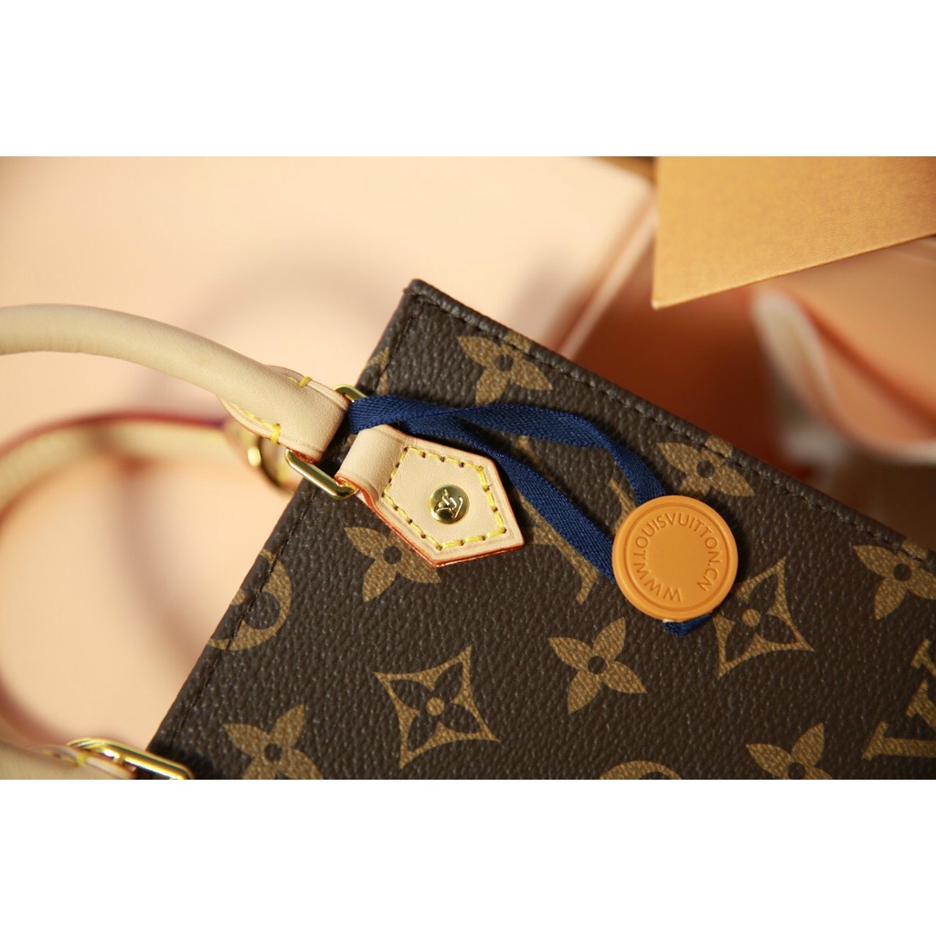 Túi chéo W266-18 LV TOTE MINI BAG kèm khăn, da thật 100% fullbox nam châm + box carton kèm bill