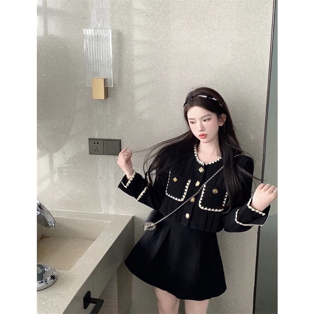 Sét Nhung Đen Áo Pha Ren Mix Chân Váy Xoè Siêu Xinh