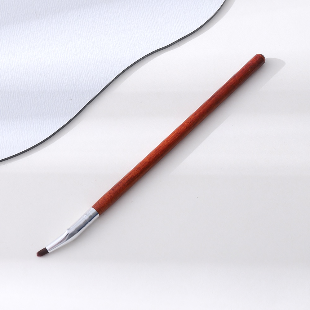 1 Cọ Trang Điểm Đầu Dẹt Hình Quạt Đánh Phấn Bắt Sáng/Phấn Mắt Cho Nữ